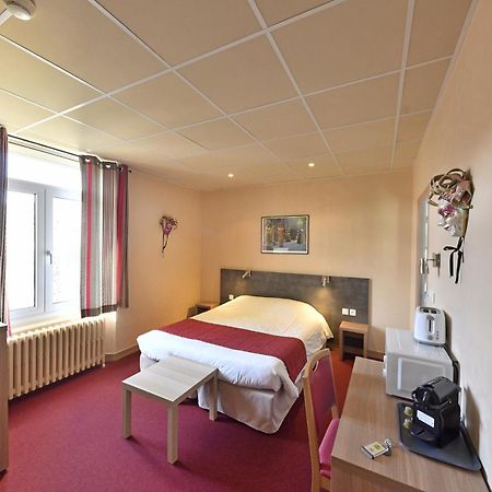 מורה Hostellerie Du Cantal מראה חיצוני תמונה